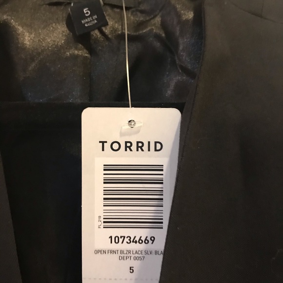 BNWT!!! Torrid Open Front Blazer - Picture 3 of 4